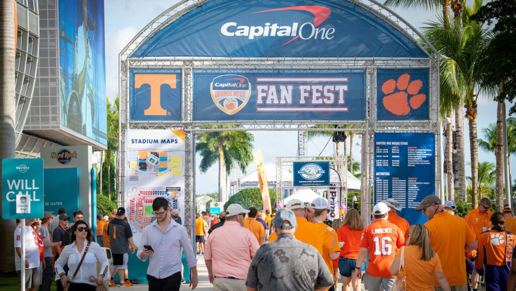 Jogo de futebol da capital One Orange Bowl